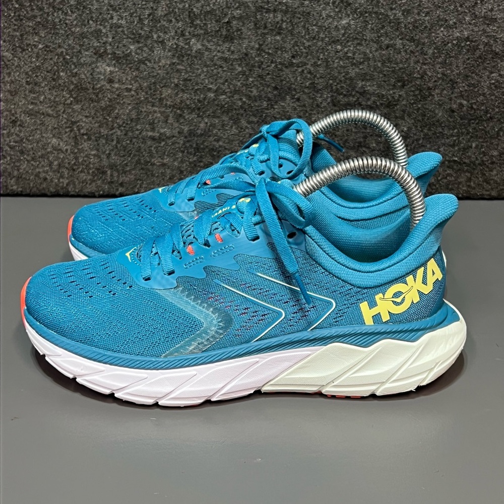 HOKA Women's Arahi 5 Size 6.5 - Picture 5 of 14